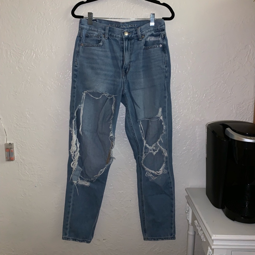 American Eagle Mom Jeans